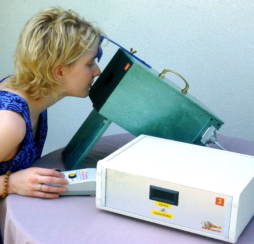 mac22w.JPG (79571 bytes)